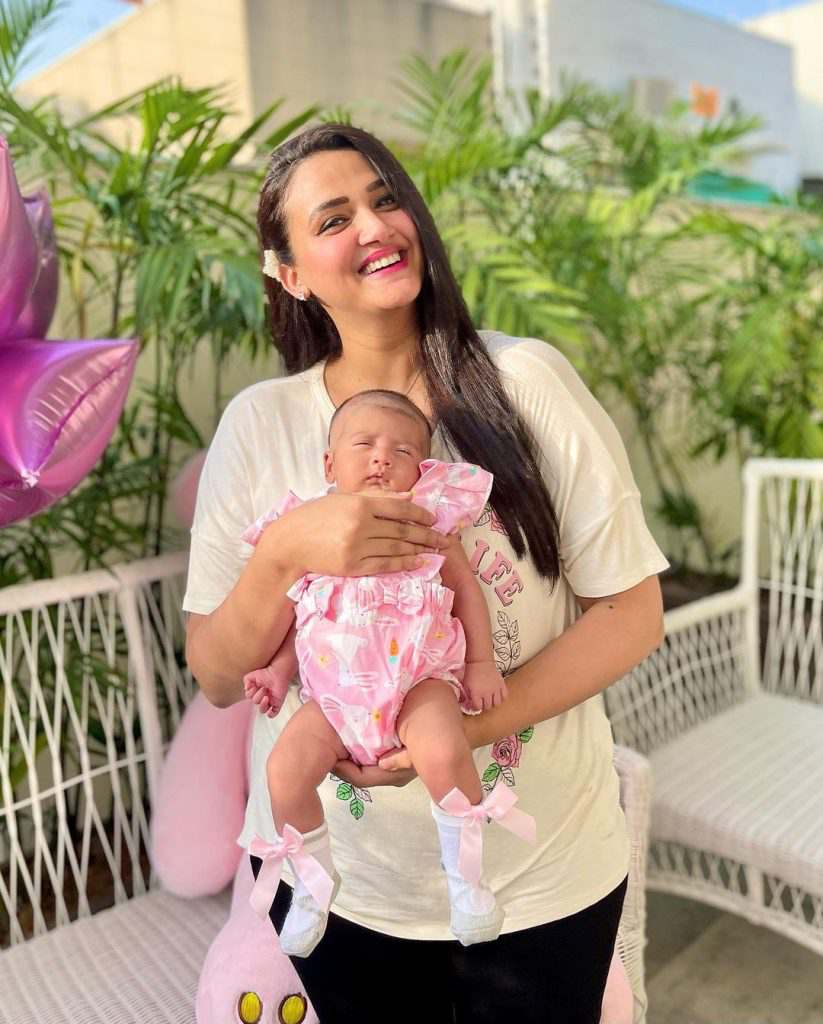 Kiran Tabeir celebrated one month of her daughter Izzah