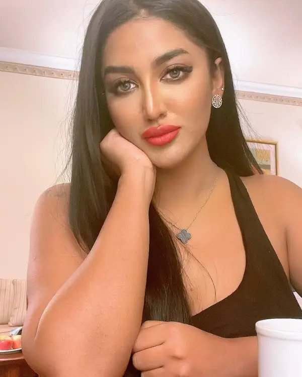 Mathira leaves jaws dropped in her recent bold clicks