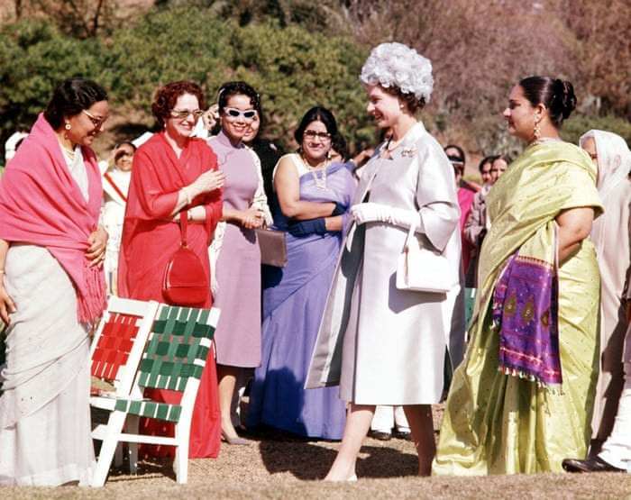 'Memorable photos' of Queen Elizabeth when she visited Pakistan