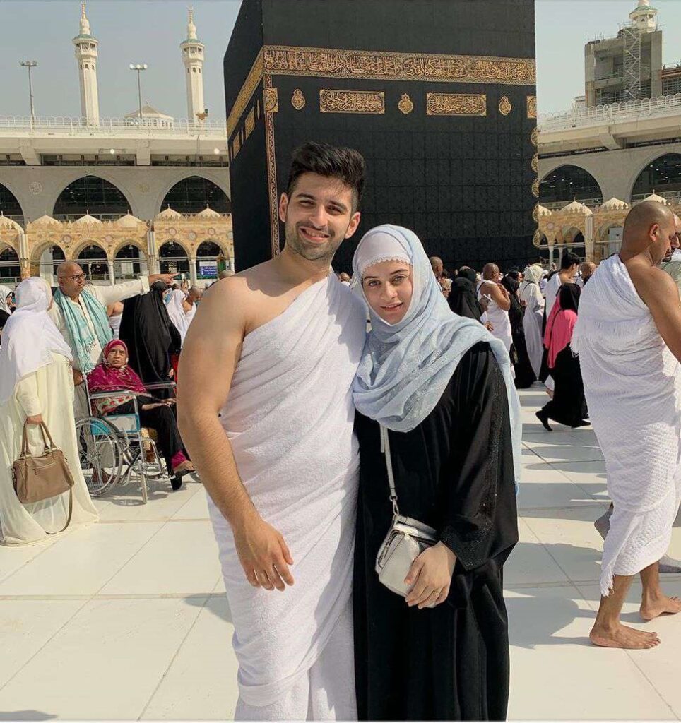 Aiman Khan jets off to Mecca to perform Umrah with husband Muneeb Butt and family, shares pics from 'dream trip'