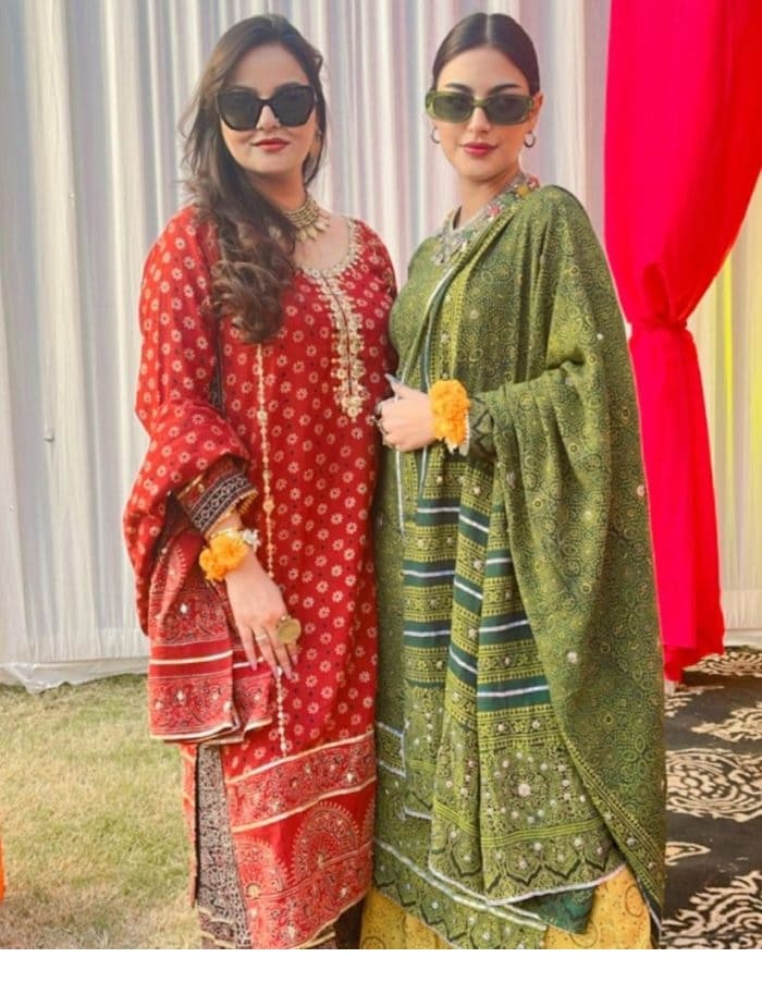 Juveria Abbasi’s lovely pictures with her daughter goes viral