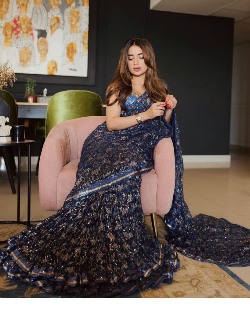 Saboor Aly wows fans in eye-catching blue saree