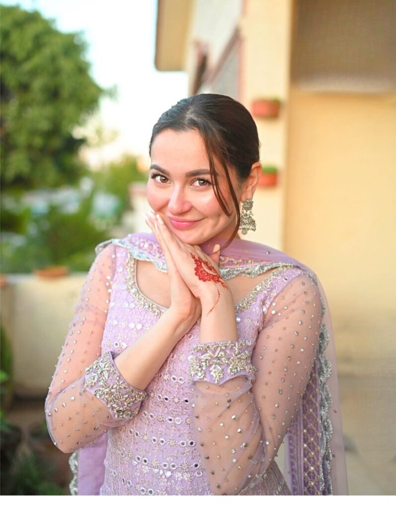 Hania Aamir's backless dress on Eid-ul-Fitr became a cause of criticism on social media