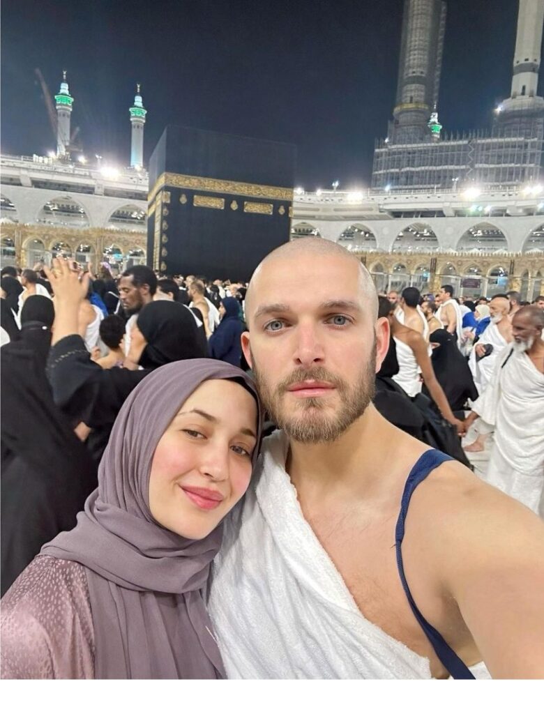 Naimal Khawar's sister Fiza Khawar redefines modesty in her latest pictures from Umrah journey