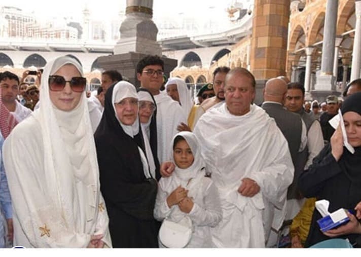 Nawaz Sharif, Maryam Nawaz, and grandson Junaid Safder embrace spirituality in Umrah