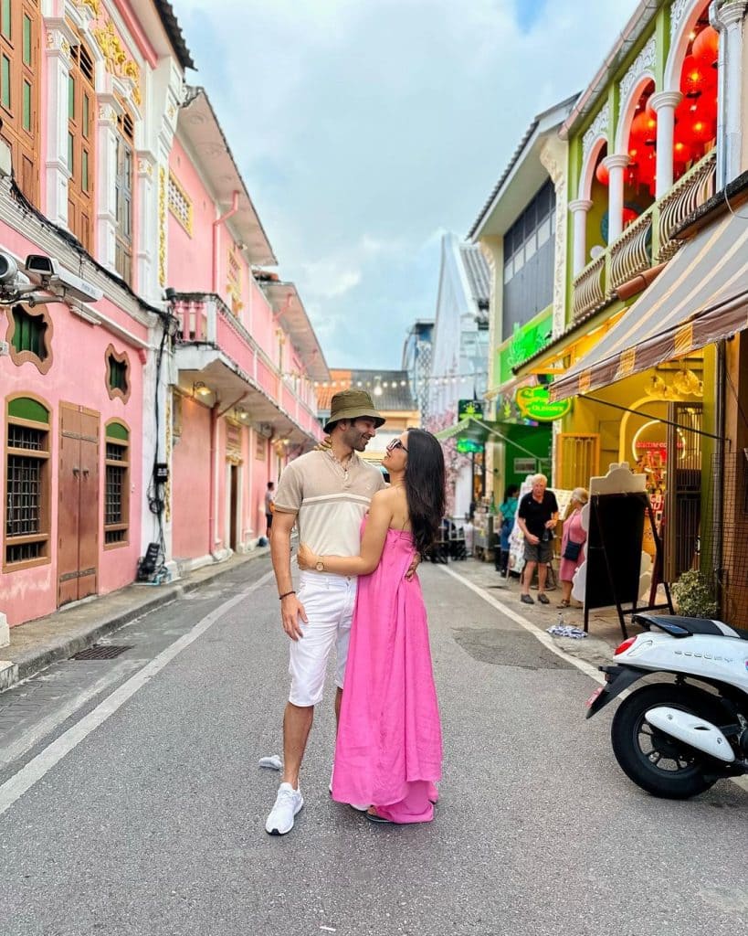 Hira Khan enjoys a romantic holiday with husband Arsalan Khan in Thailand