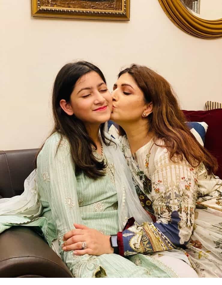 Shagufta Ejaz's Eid Party - Pictures Goes Viral