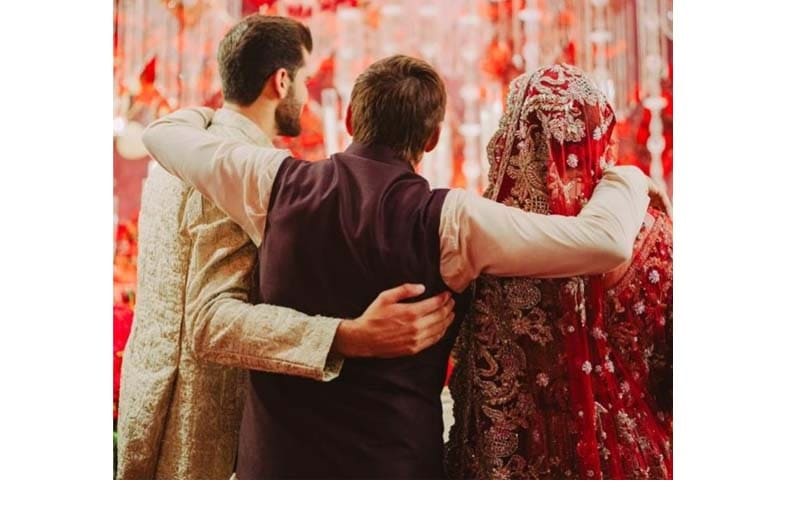 Javeria Saud Looks Elegant in Red Dress at Shahid Afridi's Daughter's Wedding